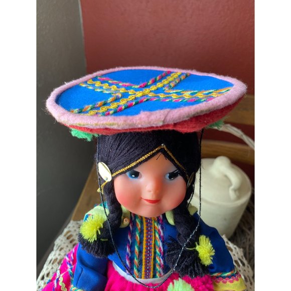 PERUVIAN DOLL - Girl In Valicha Dance Costume Dress with Hat - 12" tall - Picture 3 of 8